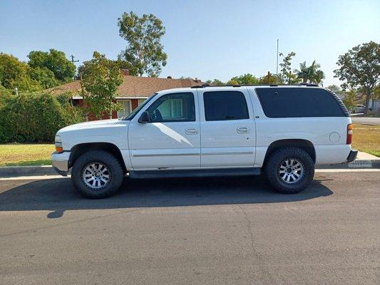 2001 Suburban after shot.