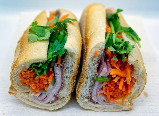 Bánh Mì Thịt Nguội (Menu Item #4)