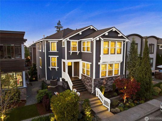 SOLD! $2,050,000 ~ Buyer Representation ~ 3910 W Briarcliff Lane, Seattle ~ Congratulations to all parties!