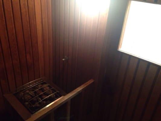 Private sauna & shower rooms, both very clean & well-maintained.