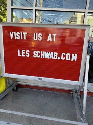 Les Schwab Tire Center