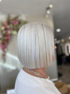 Obsessed with this hair cut by Robert!
Visit our Instagram for more looks!
@Ramonbacauisalon