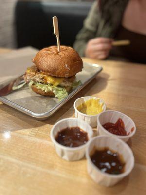 Hopdoddy Burger Bar