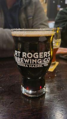 Milk Maid's Milk Stout 16oz Draft $6.75 (01/27/22). @RTRBrew #SierraMadre @IndieBeer_ #CraftBeer #Stout #Beer