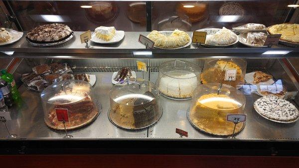 Dessert case