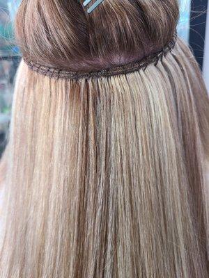 All tape hair extension