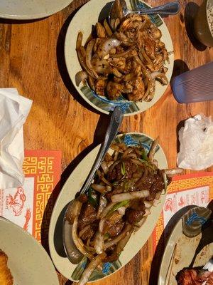 Mongolian beef and black pepper chicken - half order size