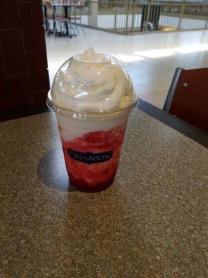 Small strawberries and cream chillatta