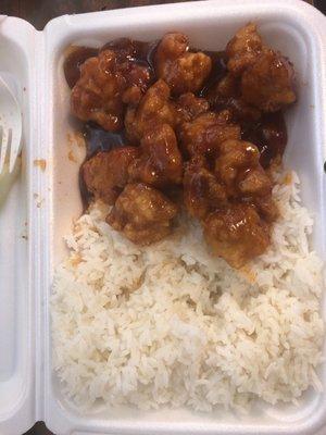 General Tso and white rice.. broccoli is pushed safely off to the side and not shown.