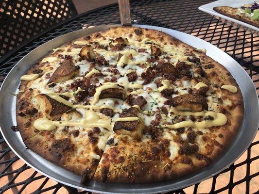 Beer Cheeseburger Pizza