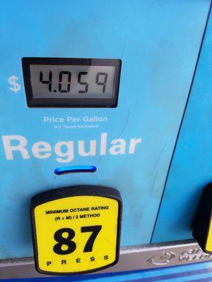 Today's gas prices on Maui with card....