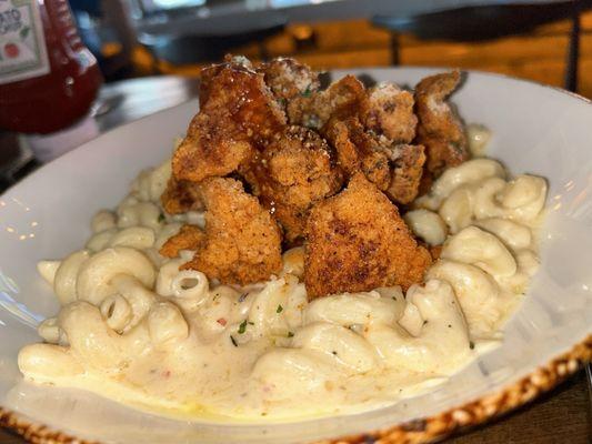 Tennessee Hot Chicken Mac N Cheese