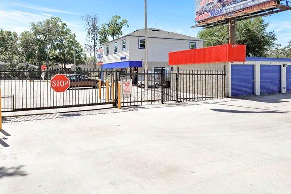 self storage ocala fl exterior gate