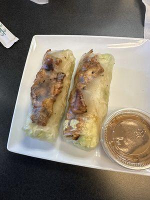 Spring roll with chicken