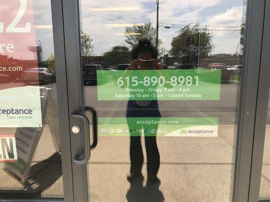 Acceptance Murfreesboro phone number and business hours