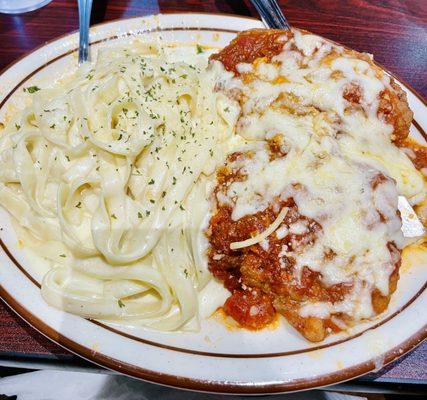 Chicken Parmesan Platter Nicos Fettuccini