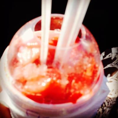 STRAWBERRY RASPADO yummmy..