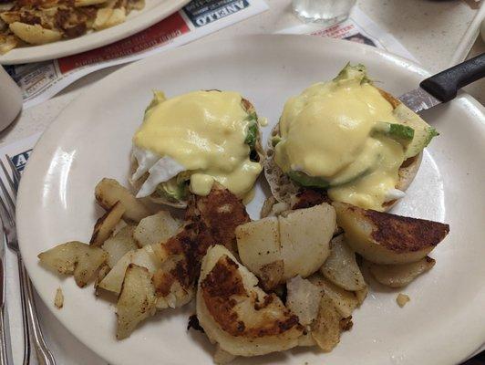 Avocado Benedict and potatoes