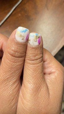 Bad nails! Worst customer service!