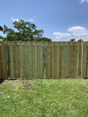 Double gate shadow box with metal frames