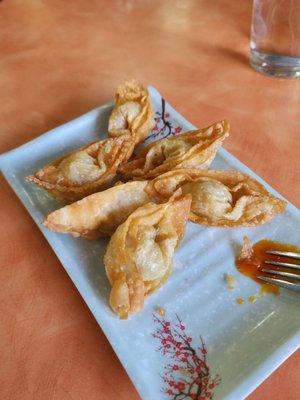 fried wontons, yummy!