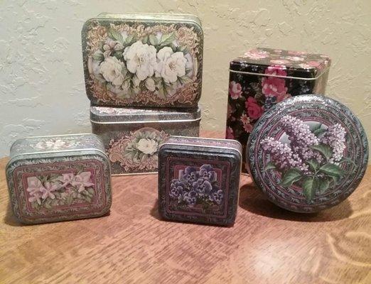 Urns included with cremation price.