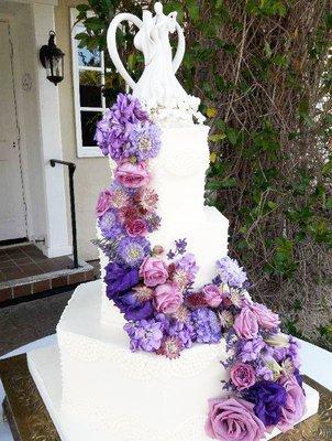 Wedding Cake Flowers; Wedding Flowers; purple flowers; purple wedding; san diego wedding; poway flowers; rancho bernardo flowers; san diego