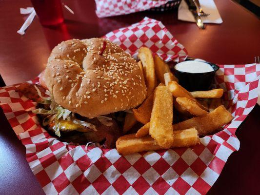 Bacon cheeseburger