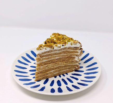 Honey and Roasted Pistachio Cake