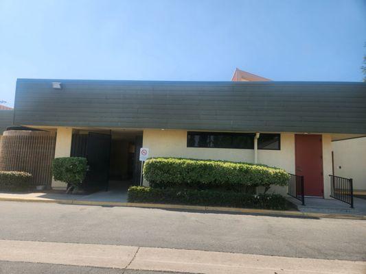 The entrance from the parking lot, a sign should be placed here informing patients this is an entrance yo physical therapy and more