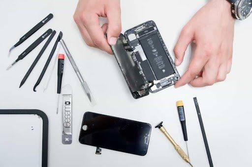 Cell phone and MacBook repair services