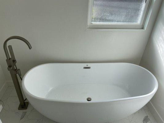 New freestanding tub installation & freestanding Floor Mount Tub Faucet