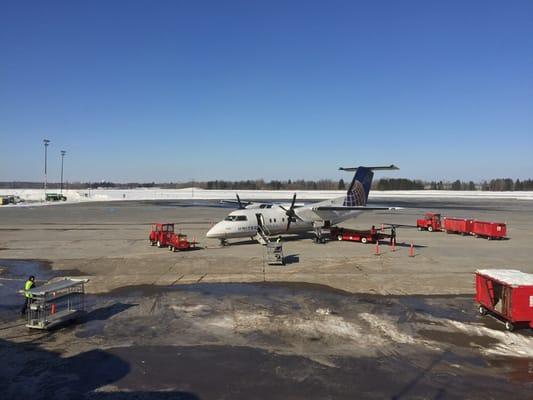 This turbo-prop takes me to IAD to catch another flight home.