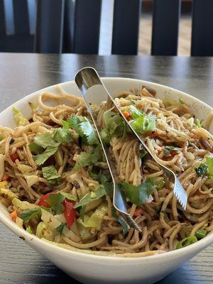 VEG STREET NOODLES