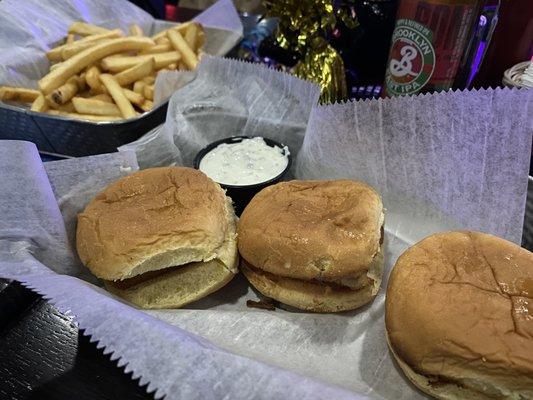 Fish sliders