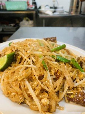 Pad Thai noodles