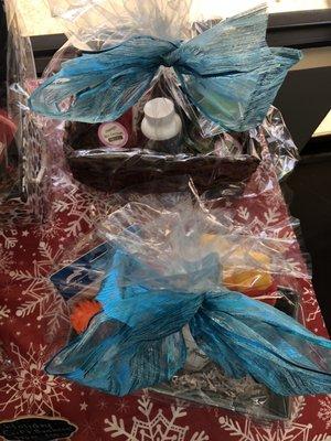 Holiday gift baskets