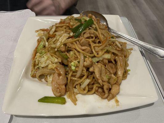 Chicken chow main