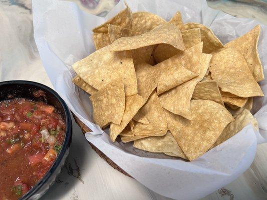 Chips and salsa