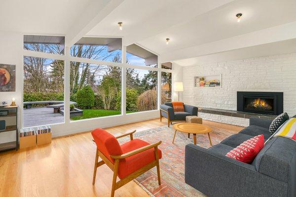 Mercer Island mid-century modern home