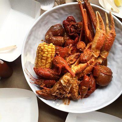 Snow crab and crawfish