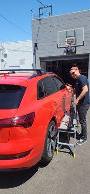 Miles hooking Rosa Sparx with Thule windblades! Thank you for your help!!