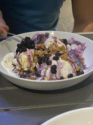 Southern Blueberry Pie Sundae