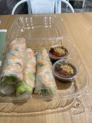 Shrimp spring rolls