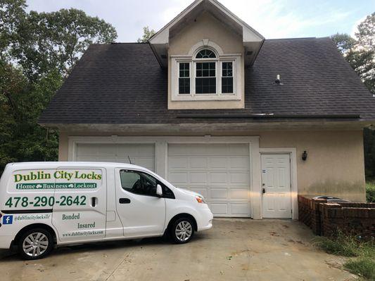 Richmond Hill, GA Locked out of your two car garage loft apartment. I can help.
Please call
478-290-2642