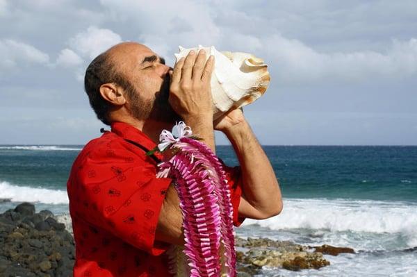 The conch shell is blown at the beginning and the end. He is considered to be one of the best conch shell blowers on the Kauai.