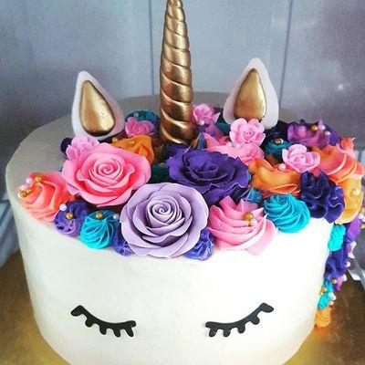 Unicorn cakes