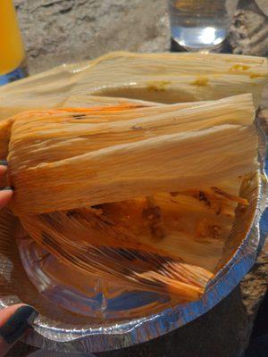 There was a tamale here but we devoured it... Got a chicken mole and a chicken with salsa verde. Highly recommend