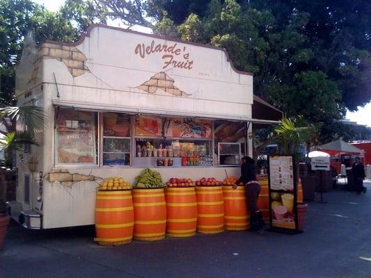 Velarde's Fruit Stand from the front