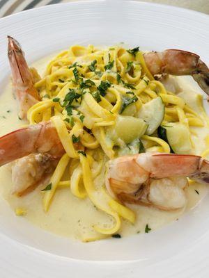 Tagiolini con gamberi al limone